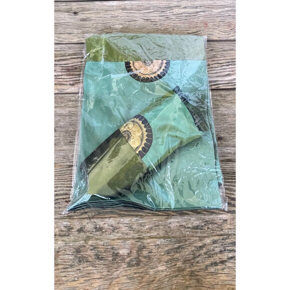 Vintage 1970s Asian Silk Place Mats With Chopsticks and Holder NOS - Picture 16 of 16